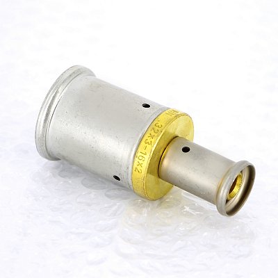 Henco Муфта переходная пресс Henco - 32 x 16